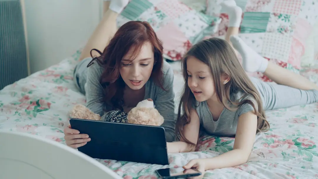 How to Start a Blog for Moms While Raising Kids in 2026