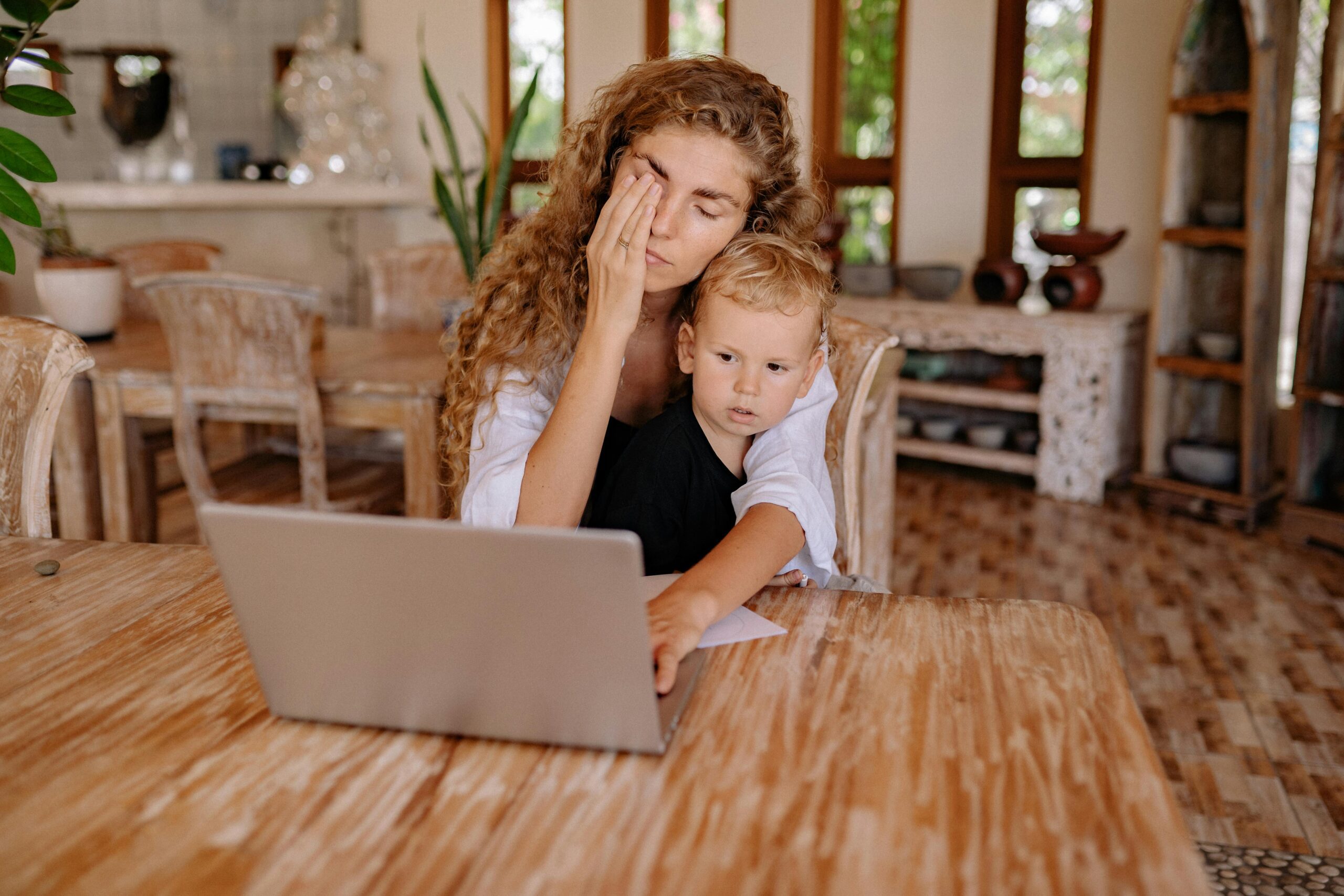 Stop the Mental Load: 10 Ways to Organize a Chaos-Free Home