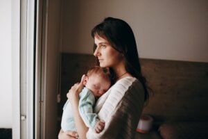 The Motherhood Penalty : How to stop feeling the mom guilt